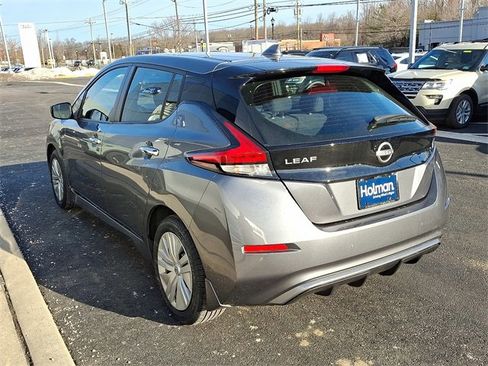 Used 2023 Nissan Leaf S image 5