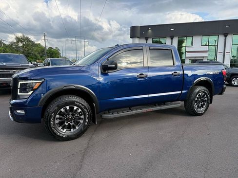 Used 2020 Nissan Titan PRO-4X w/ Pro-4x Convenience Package AWD/4WD image 3