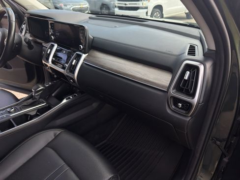 Used 2022 Kia Sorento S AWD/4WD image 39