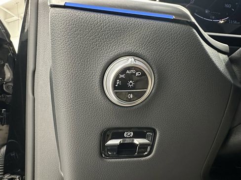 Certified 2025 Mercedes-Benz GLC 300 4MATIC image 35