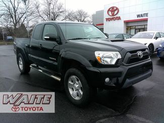 Used 2015 Toyota Tacoma TRD Sport w/ TRD Sport Package video 1