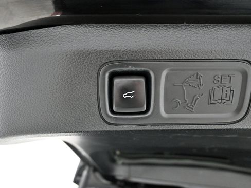 Used 2021 Ford Expedition Max Limited AWD/4WD image 43