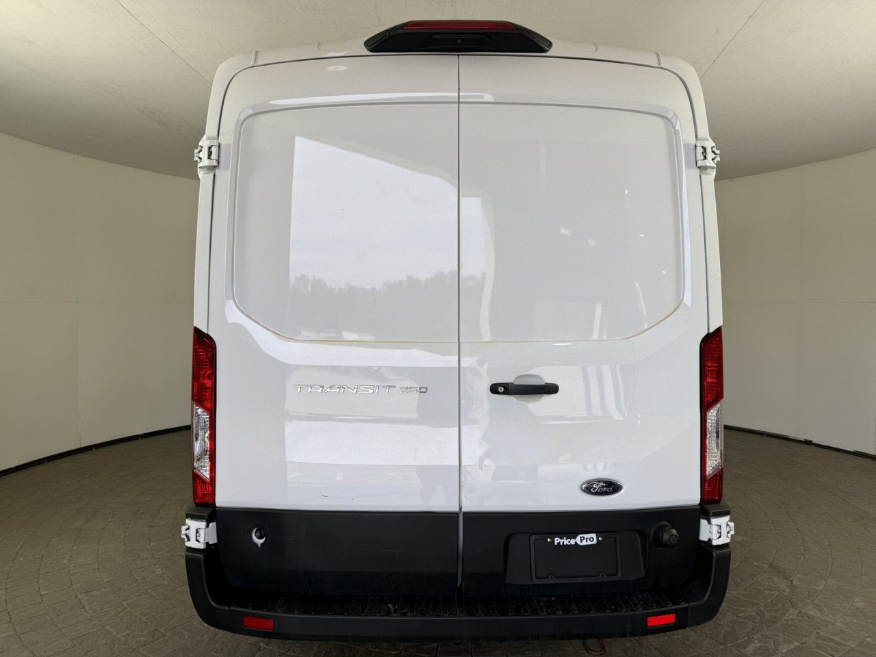 Used 2024 Ford Transit 250 148 Medium Roof w/ Load Area Protection Package RWD image 6