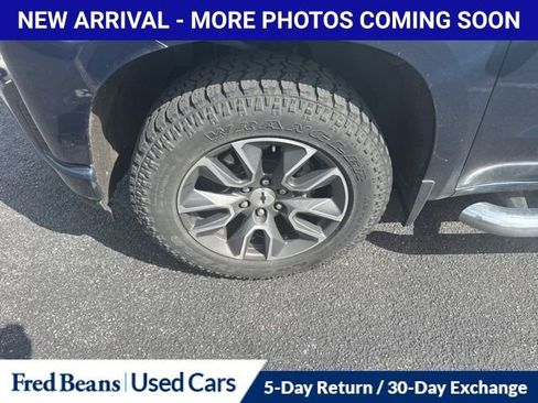Used 2021 Chevrolet Silverado 1500 RST AWD/4WD image 2