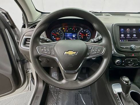 Used 2021 Chevrolet Equinox LT image 11