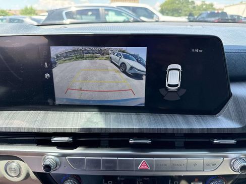 Used 2023 Kia Telluride EX w/ EX Captain's Chair Package FWD image 32