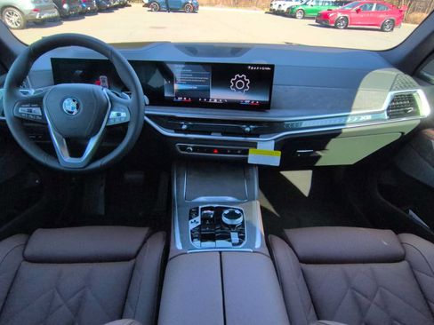 Used 2026 BMW X5 xDrive50e AWD/4WD image 16