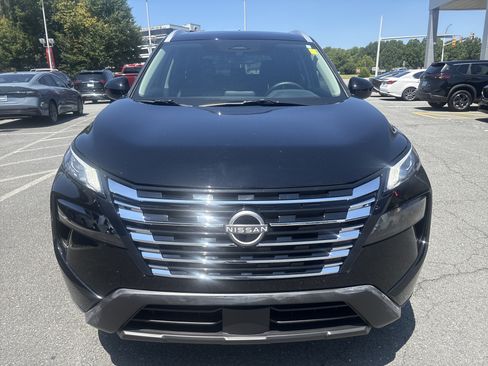 Certified 2026 Nissan Rogue SV w/ SV Premium Package FWD image 23