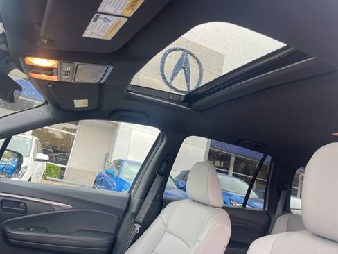 Used 2023 Honda Passport EX-L image 47