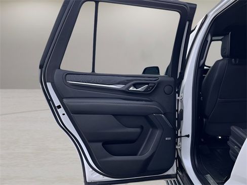 Used 2021 GMC Yukon Denali image 30