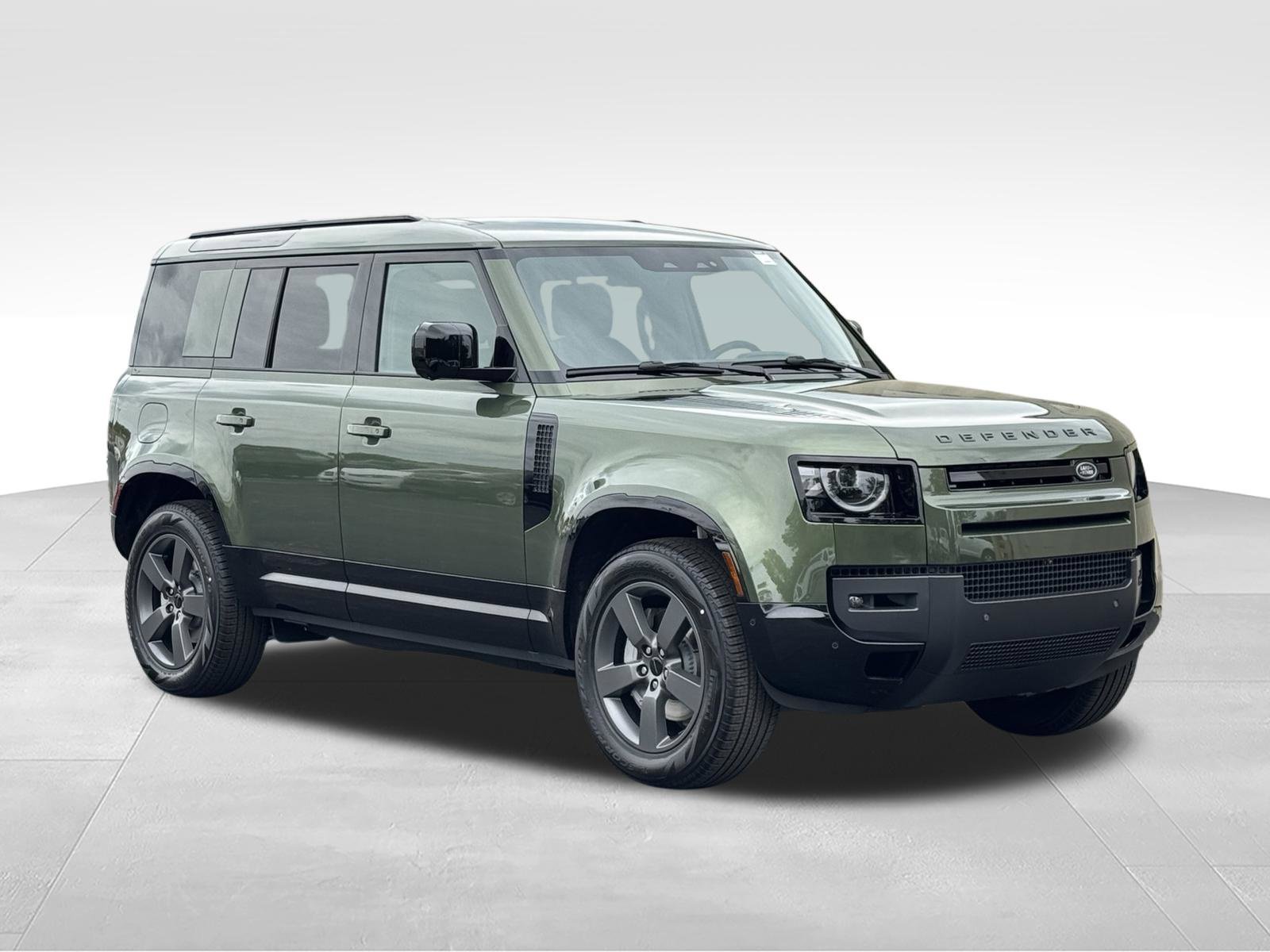 New 2026 Land Rover Defender 110 X-Dynamic SE AWD/4WD image 8