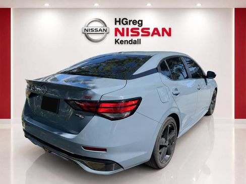 Used 2024 Nissan Sentra SR FWD image 5