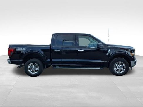 Used 2025 Ford F150 XLT w/ Equipment Group 301A Standard AWD/4WD image 9