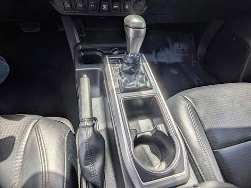 Used 2023 Toyota Tacoma Limited AWD/4WD image 12