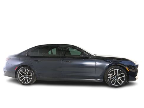 Used 2023 BMW 760i xDrive w/ Executive Package AWD/4WD image 5