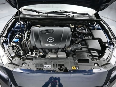 Used 2017 MAZDA MAZDA3 Touring image 46