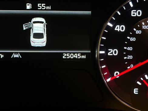 Used 2023 Kia Forte LXS w/ LXS Technology Package image 22