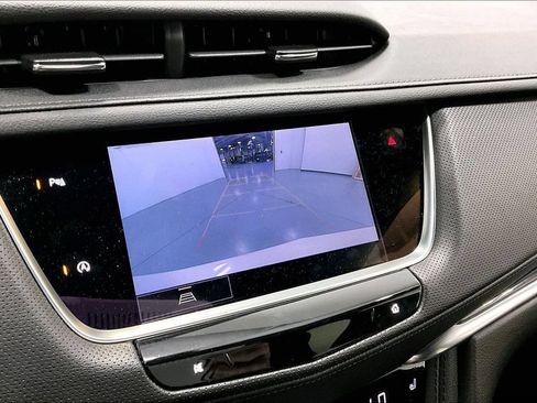 Used 2023 Cadillac XT5 Premium Luxury FWD image 28