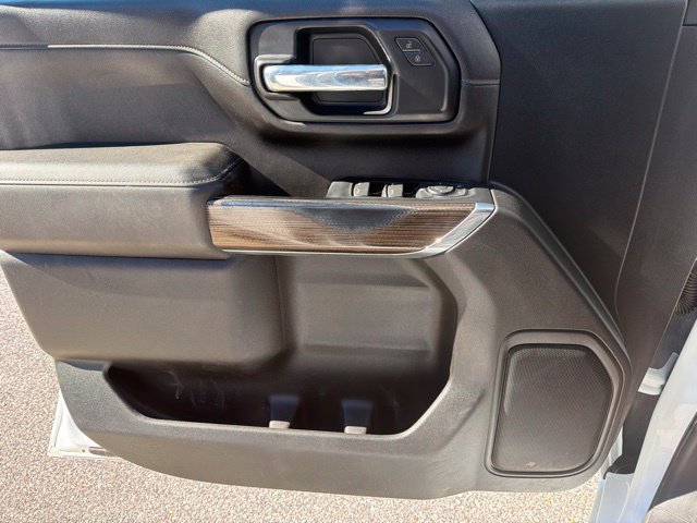 Used 2022 Chevrolet Silverado 2500 LT w/ Convenience Package AWD/4WD image 15