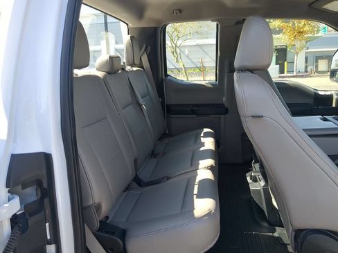 Used 2018 Ford F250 XL w/ Power Equipment Group RWD image 28