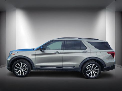 Used 2020 Ford Explorer ST w/ Premium Technology Package image 2