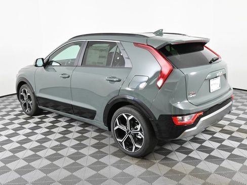 New 2025 Kia Niro EX Touring image 7