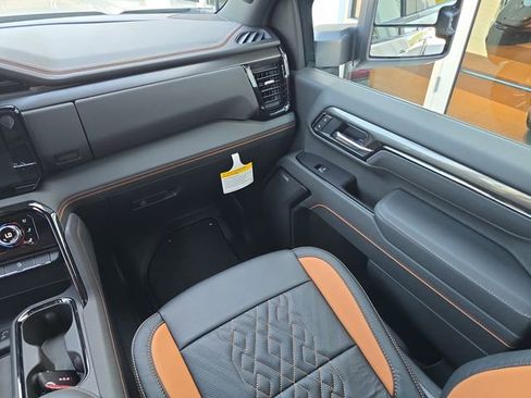 New 2026 GMC Sierra 2500 AT4 w/ Technology Package image 14