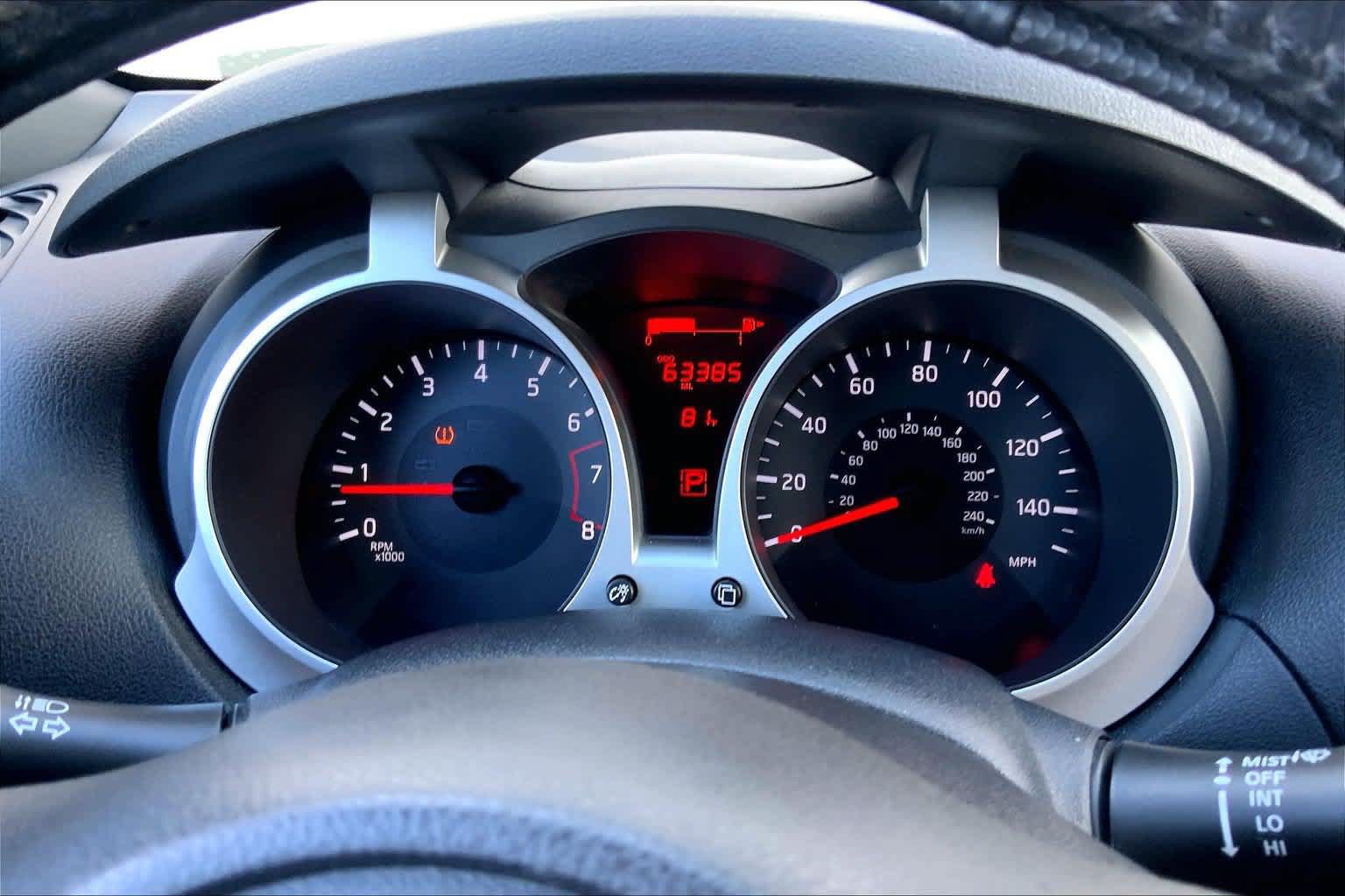 Used 2016 Nissan Juke SV FWD image 17