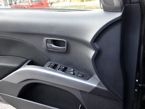 Used 2008 Mitsubishi Outlander ES image 15