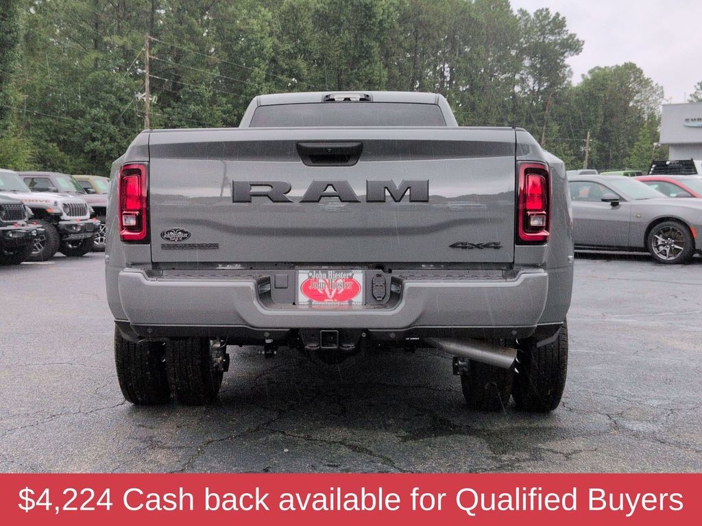 New 2026 RAM 3500 Big Horn AWD/4WD image 4