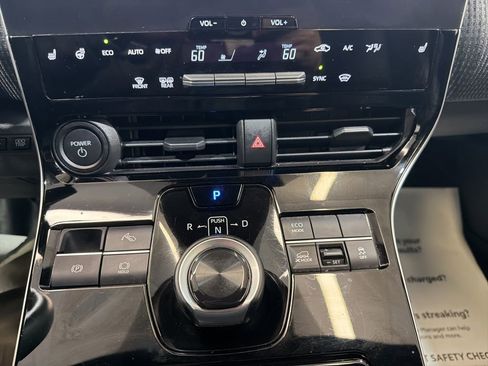 Used 2024 Toyota bZ4X XLE w/ Weather Package image 31