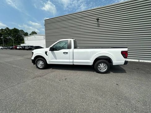 Used 2025 Ford F150 XL RWD image 11