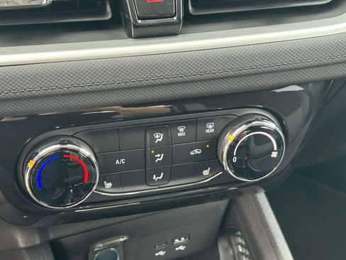 New 2026 Chevrolet TrailBlazer LT w/ Midnight Edition FWD image 23
