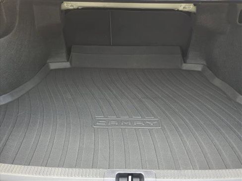 Used 2024 Toyota Camry SE w/ Convenience Package image 27