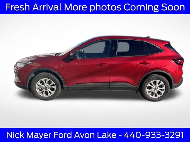 Used 2025 Ford Escape Active w/ Cold Weather Package AWD/4WD image 3