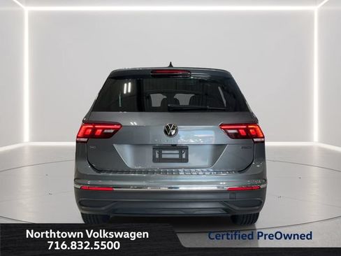 Certified 2024 Volkswagen Tiguan SE AWD/4WD image 4