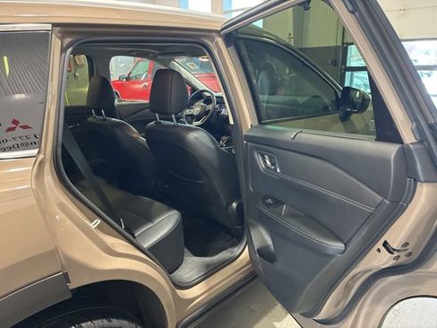 Certified 2024 Nissan Rogue SV w/ SV Premium Package image 12