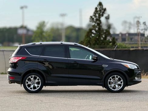 Used 2016 Ford Escape Titanium AWD/4WD image 7