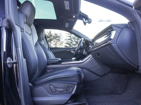 Used 2021 Audi SQ8 Prestige w/ Prestige Package image 41