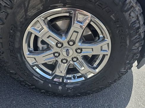 Used 2023 Ford F150 Lariat AWD/4WD image 38