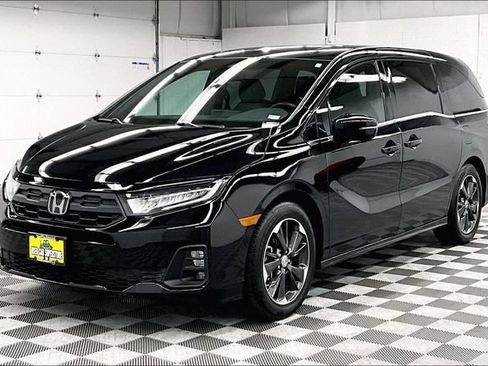 Used 2025 Honda Odyssey Sport-L image 12
