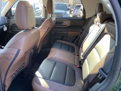 Used 2025 Ford Bronco Sport Outer Banks image 11