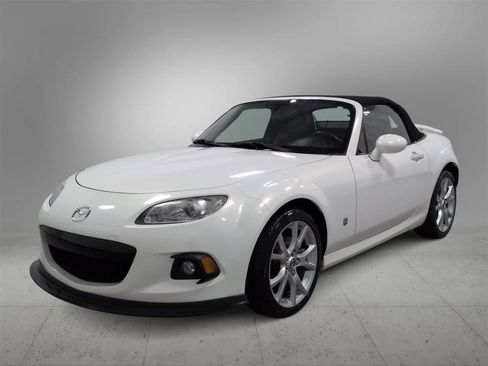 Used 2013 MAZDA MX-5 Miata Grand Touring w/ Premium Pkg image 6