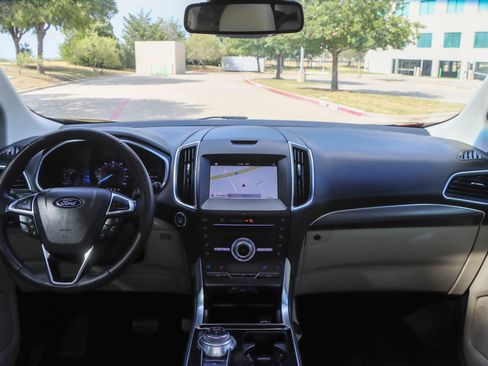 Used 2019 Ford Edge Titanium w/ Equipment Group 301A FWD image 26