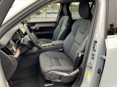 New 2026 Volvo XC90 B5 Plus w/ Protection Package image 11