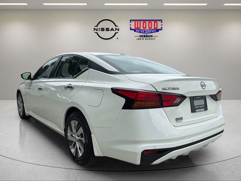 Certified 2025 Nissan Altima 2.5 S FWD image 4