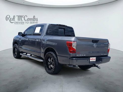 Used 2019 Nissan Titan SV w/ SV Convenience Package AWD/4WD image 3