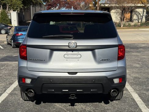 Used 2022 Honda Passport EX-L image 4