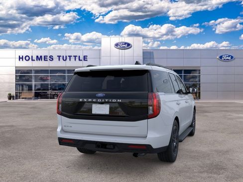 New 2026 Ford Expedition Active AWD/4WD image 8