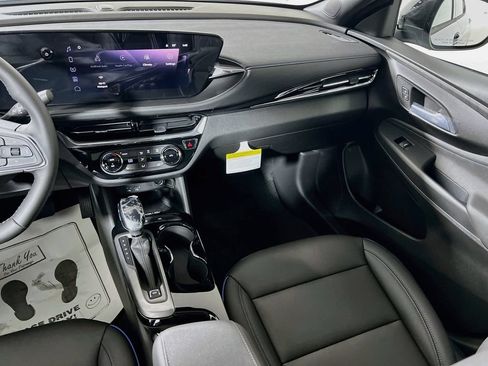 New 2026 Buick Envista Sport Touring w/ Convenience I Package FWD image 19